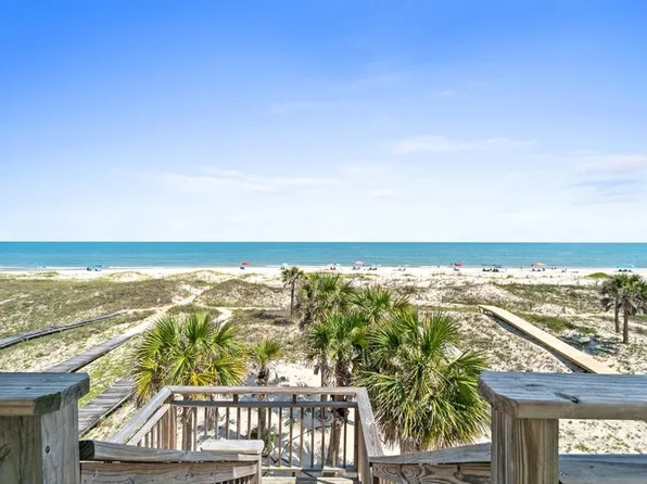 160 E Gorrie Dr, Eastpoint, FL 32328