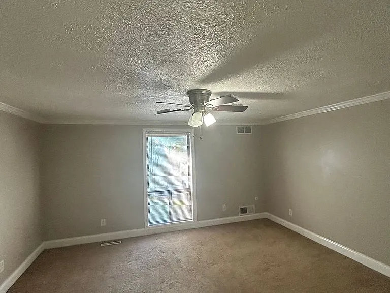 1670 Brodhead Rd #9 — Photo 43