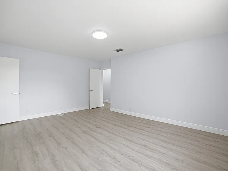 535 Talavera Rd — Photo 16