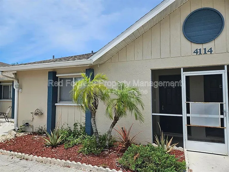 4114 Skyline Blvd #B — Photo 1