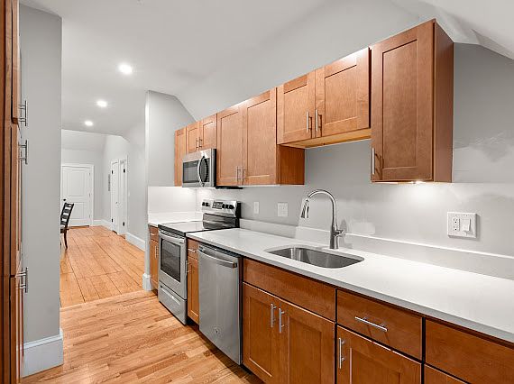 1st image of 169 Hunnewell Ave #3T