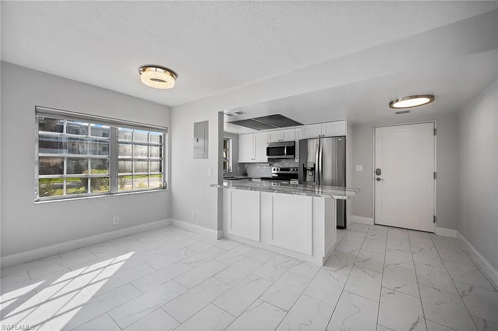1 bed, 1.0 bath, 750 sqft, $2,500 — Photo 4
