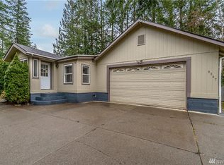 6247 Chestnut Dr, Maple Falls, WA 98266