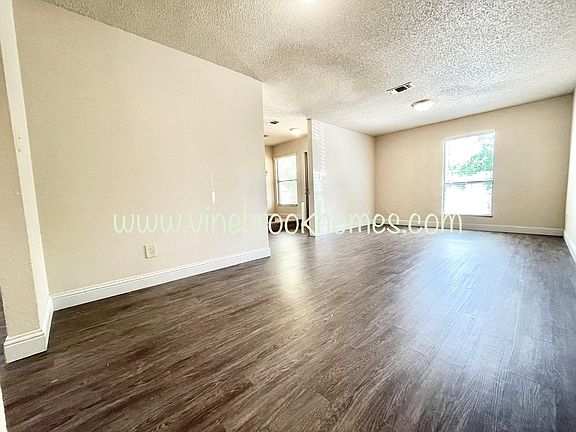 4th image of 2110 Pojoaque Ct