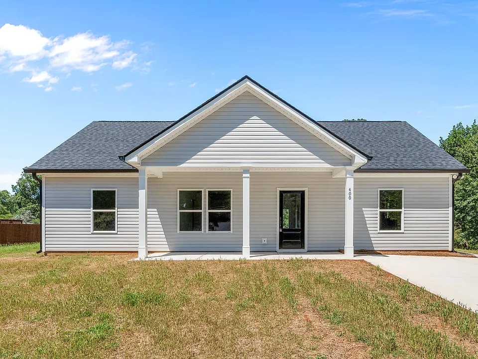 400 Henson Cir