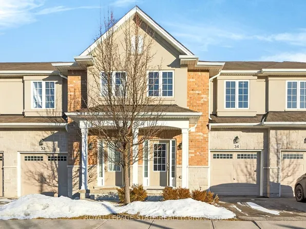 90 Raymond Rd #34, Hamilton, ON L9K 0J6