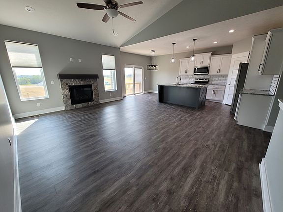5th image of 7741 Vera Dr