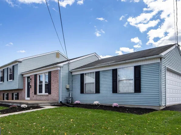 12 E Front St, Shiremanstown, PA 17011