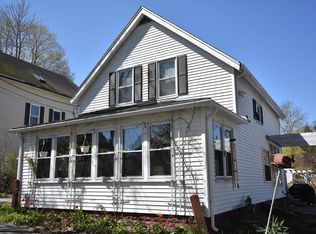 16 Davis Ct, Amesbury, MA 01913