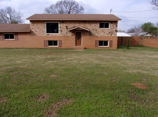 1901 Elberta Rd, Warner Robins, GA 31093