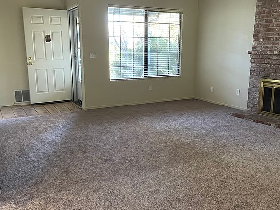 3rd image of 548 Eldridge Ave