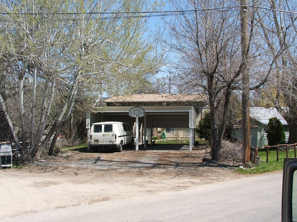 Carport off Dewey & alley