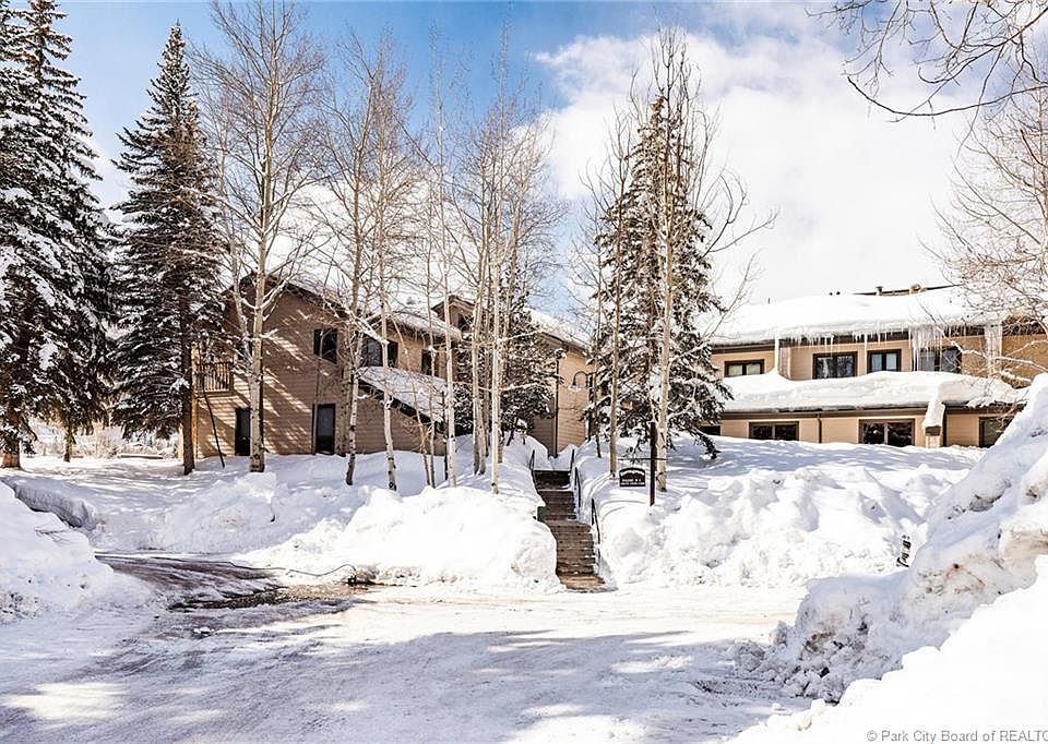 1st image of 1558 Deer Valley Dr