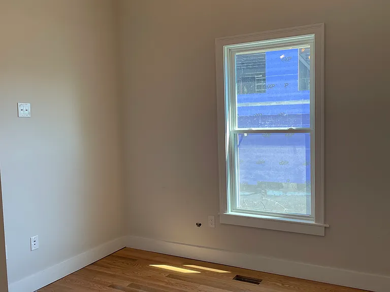 bedroom- unfurnished