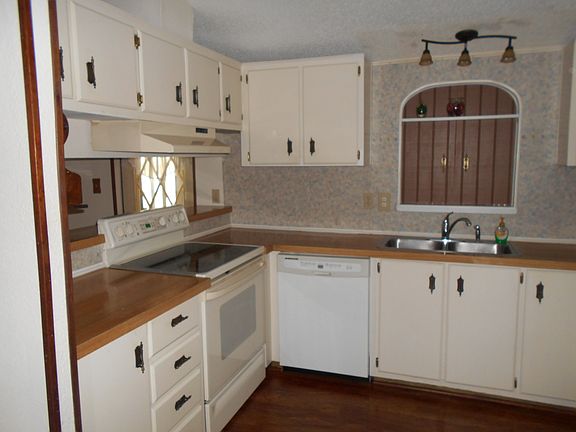 3rd image of 1701 N International Blvd Lot G12