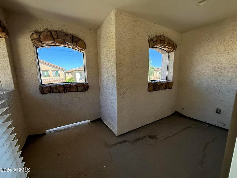 9237 W Coolbrook Ave — Photo 18