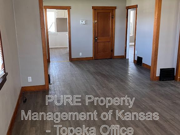 3rd image of 1020 SW Woodward Ave