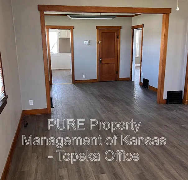 1020 SW Woodward Ave — Photo 3