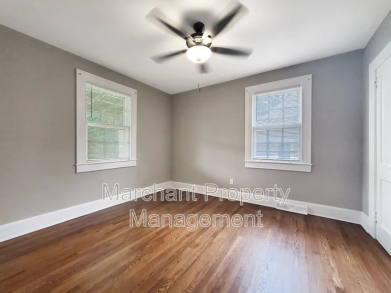 11B Harrington Ave — Photo 16
