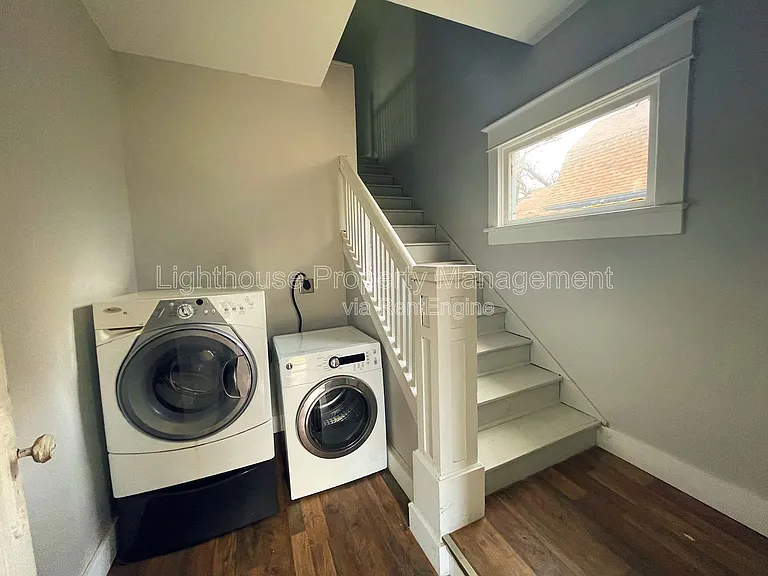 618 Superior St #2 — Photo 6