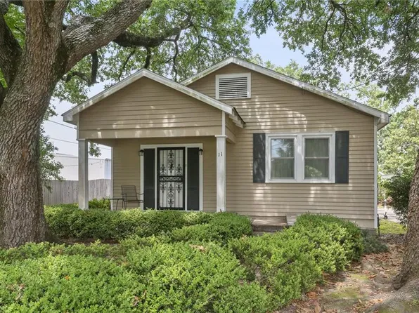 11 Gelbke Dr, Gretna, LA 70053