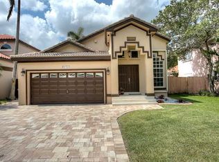 8754 NW 153rd Ter, Miami Lakes, FL 33018