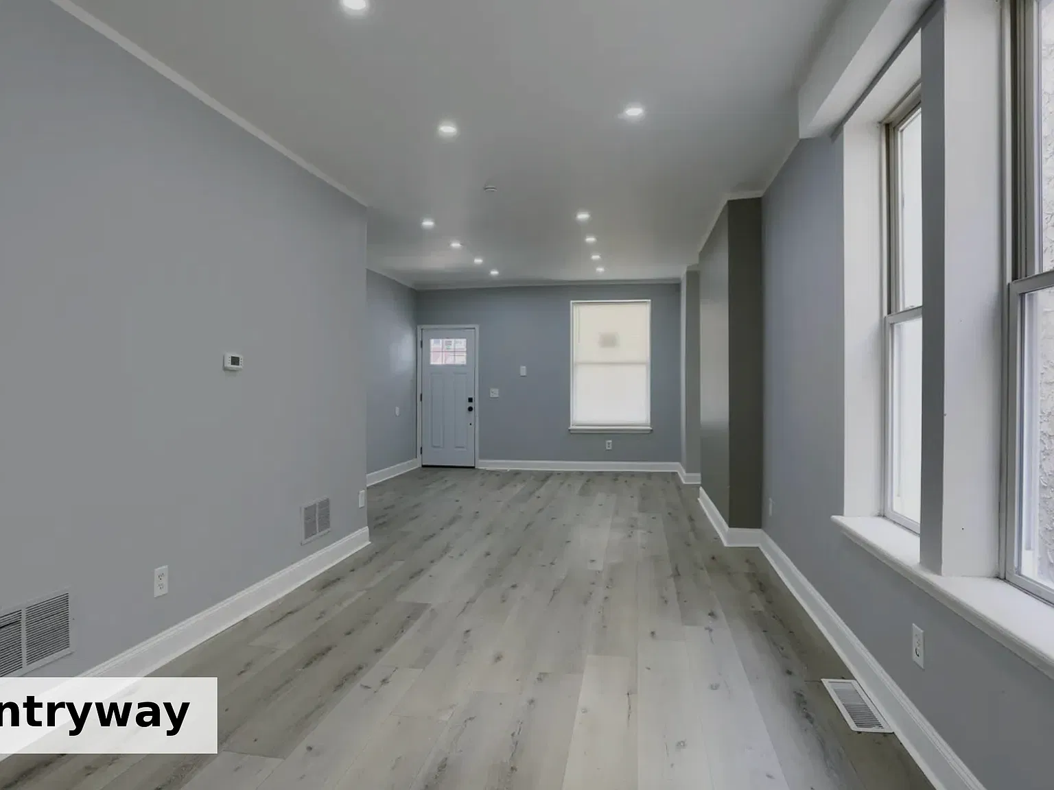 4 bed, 1982 sqft, $1,999 — Photo 1