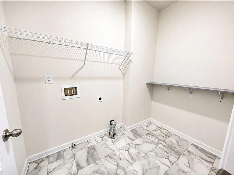 757 Laurel Cove Dr — Photo 32