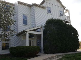 2175 Greystem Cir APT 103, Gurnee, IL 60031