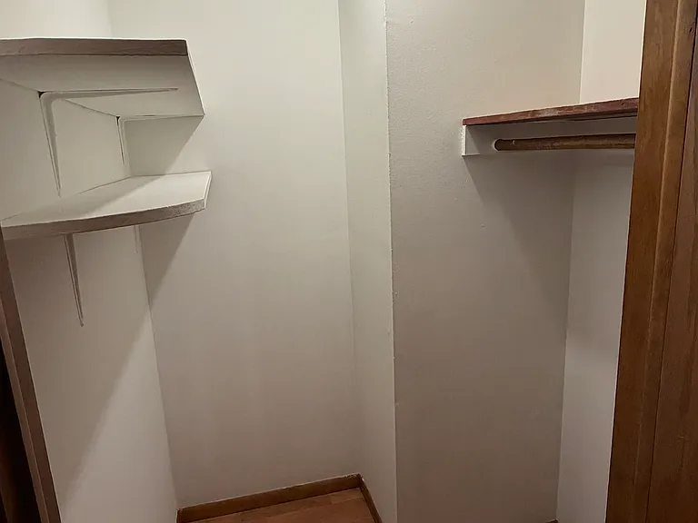 320 Spruce Dr E #8 — Photo 9
