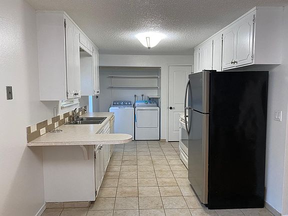4th image of 3534 67th Ave W #A
