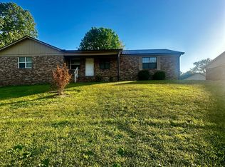 90 Skyhaven Dr #R, Jackson, TN 38305