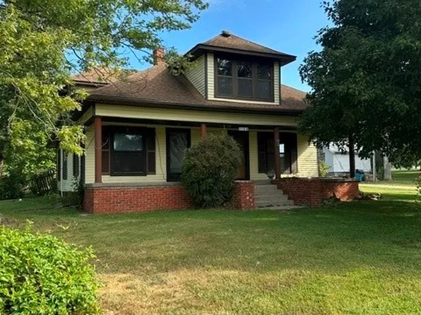 3384 E State Road 160, Salem, IN 47167