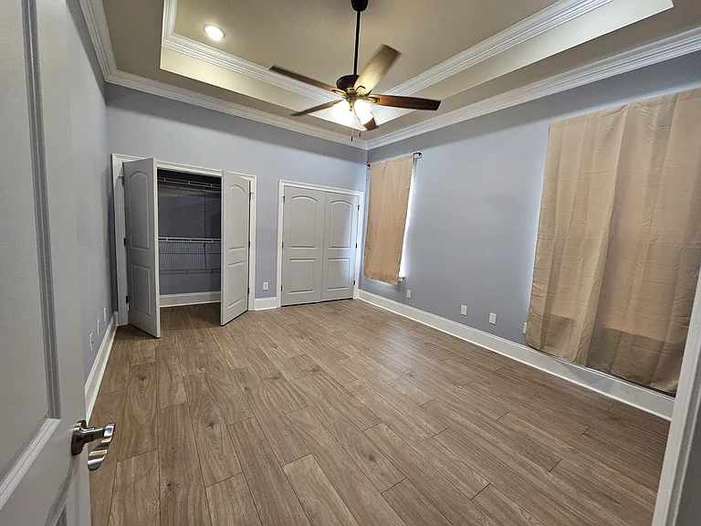 4403 Fontainebleau Dr — Photo 6