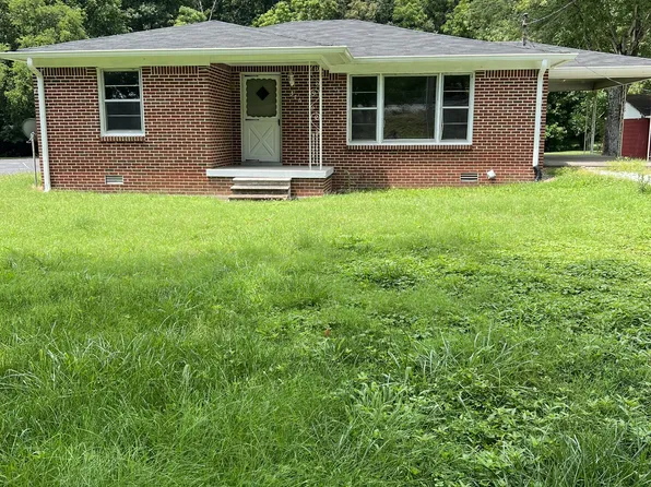 376 Main St S, Brush Creek, TN 38547