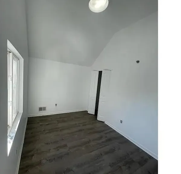 18A Layton Ave #2 — Photo 5