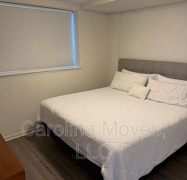 100 E Washington St #68 — Photo 17