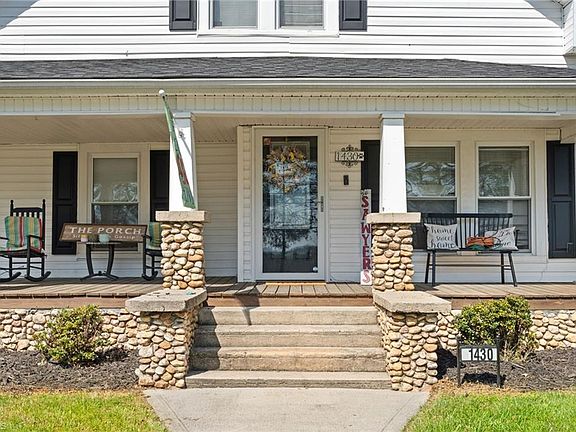 4th image of 1430 Forrest Dr