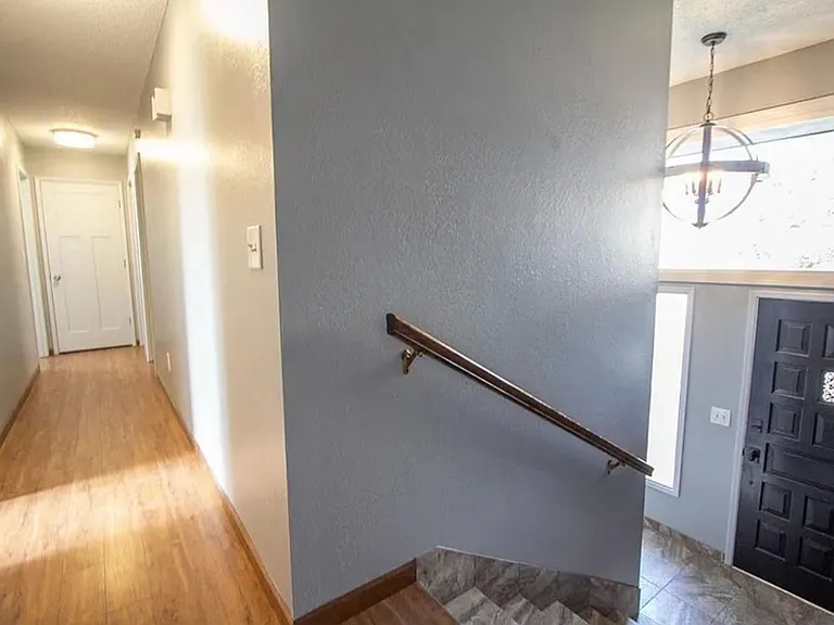 6716 Amber Ave — Photo 10