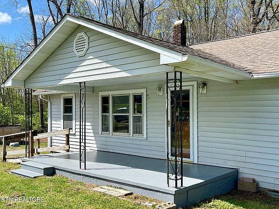 4th image of 3535 Mint Rd