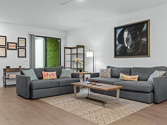 2nd image of 407 NW 17 Street #407