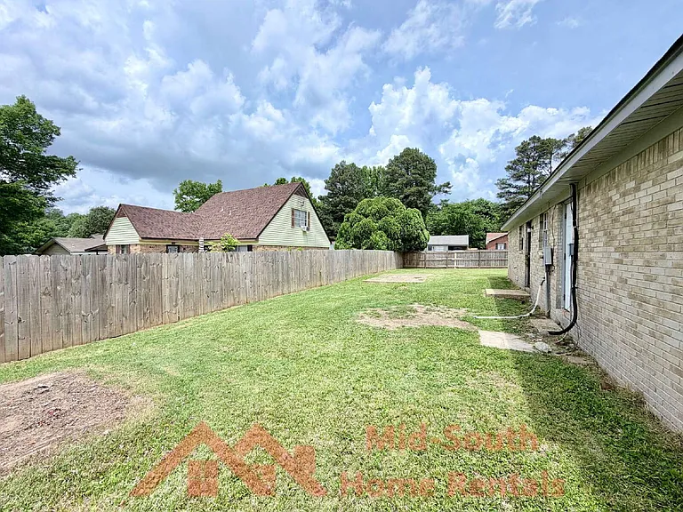 4011 Double Tree Rd — Photo 19