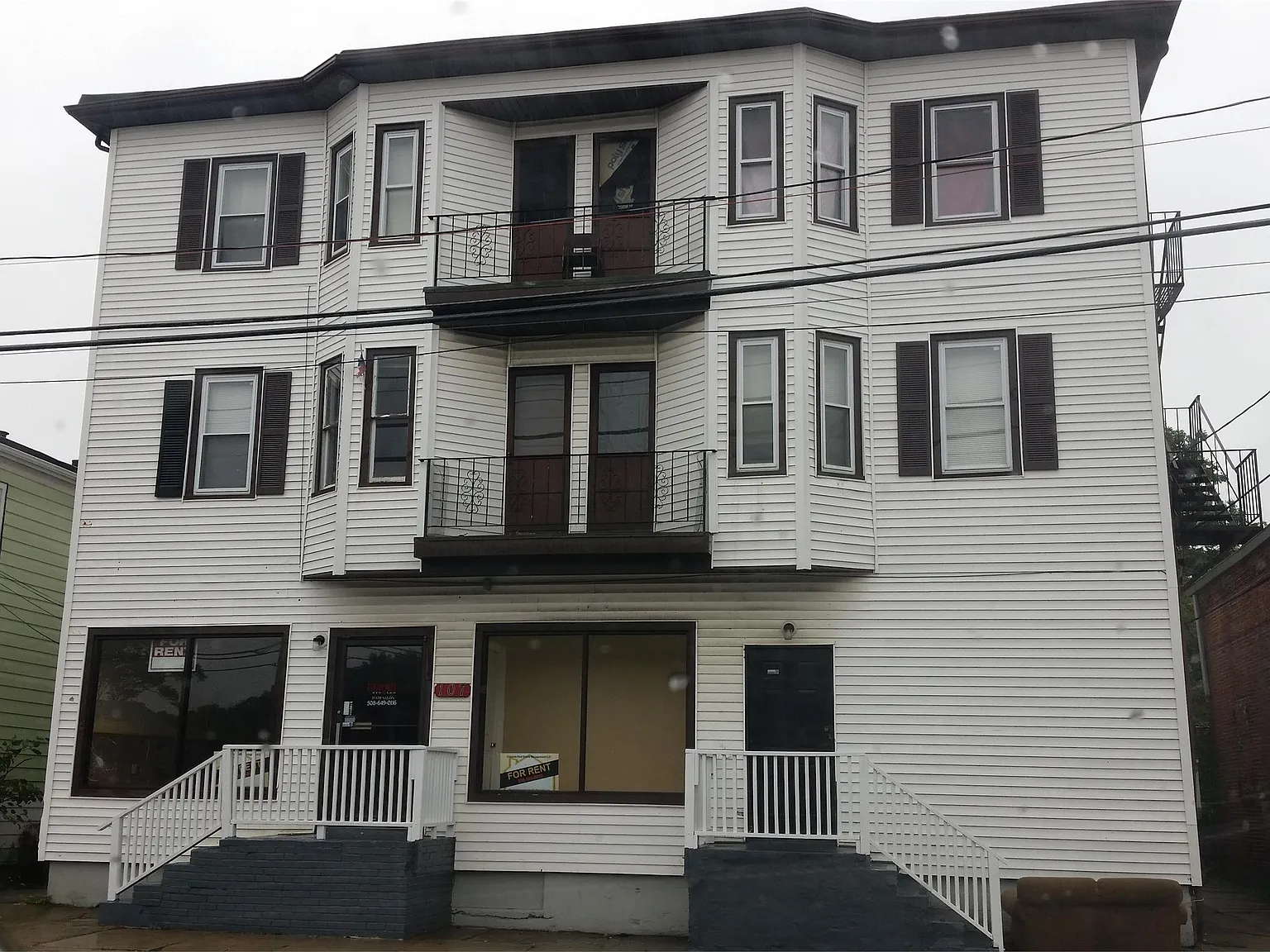 107 Ames St — Photo 2