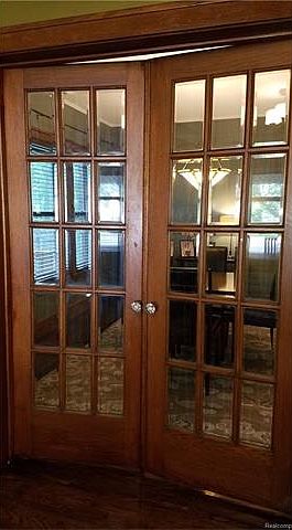 1st image of 1421 N Washington Ave