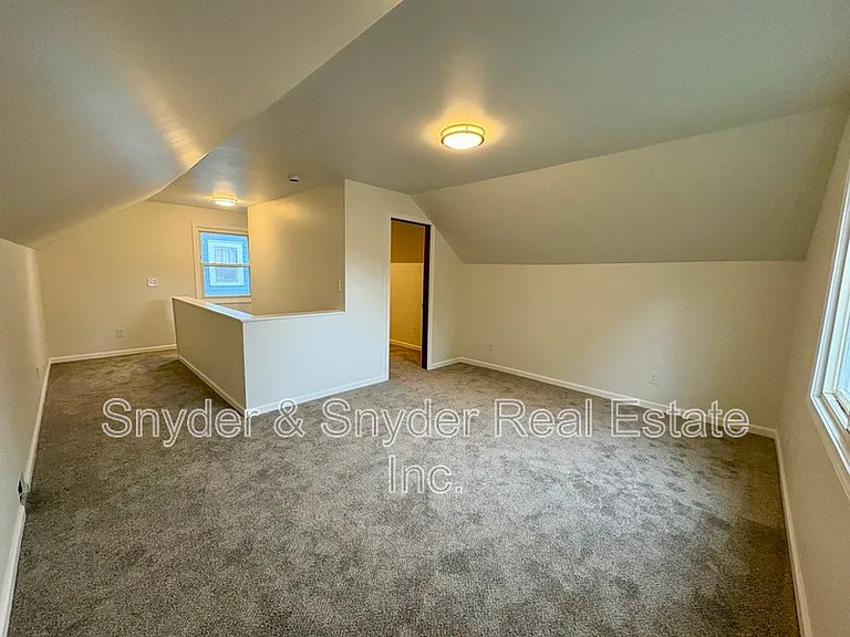 1173 Dayton St — Photo 14