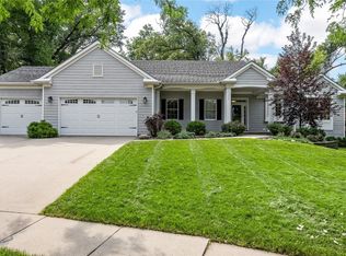 3524 River Ridge Ct NE, Cedar Rapids, IA 52402