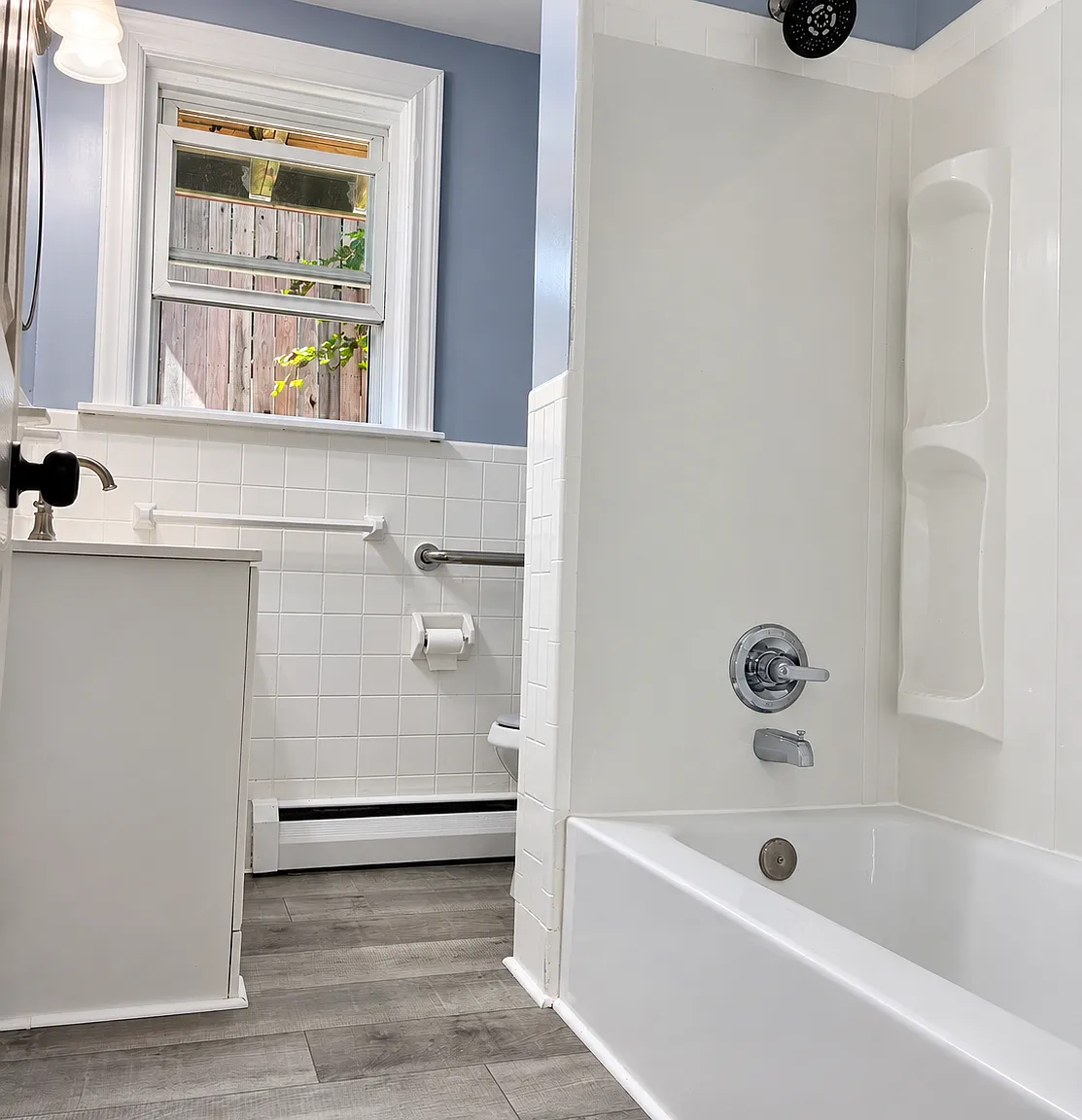 3 bed, 1000 sqft, $2,250 — Photo 1
