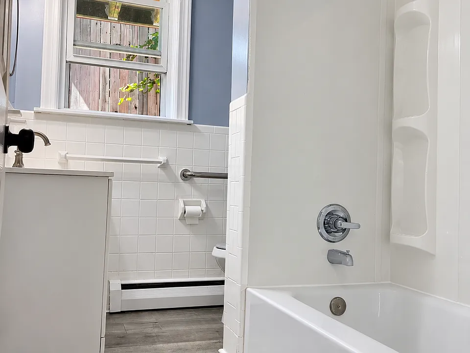 60 Taft St #1