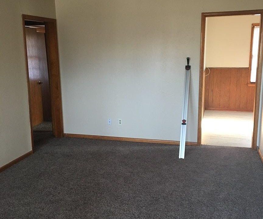 2nd image of 820 Stahl Dr