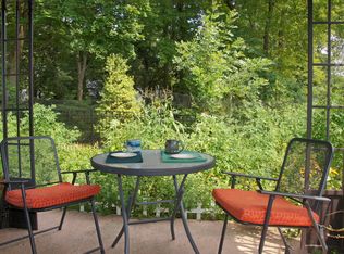 402 W Brookhaven Rd, Wallingford, PA 19086